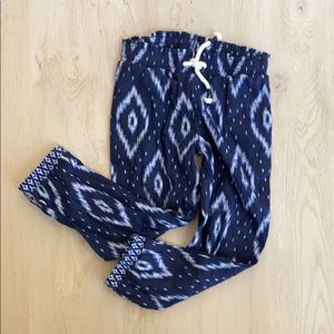 Little girls cute joggers. Size 4t.